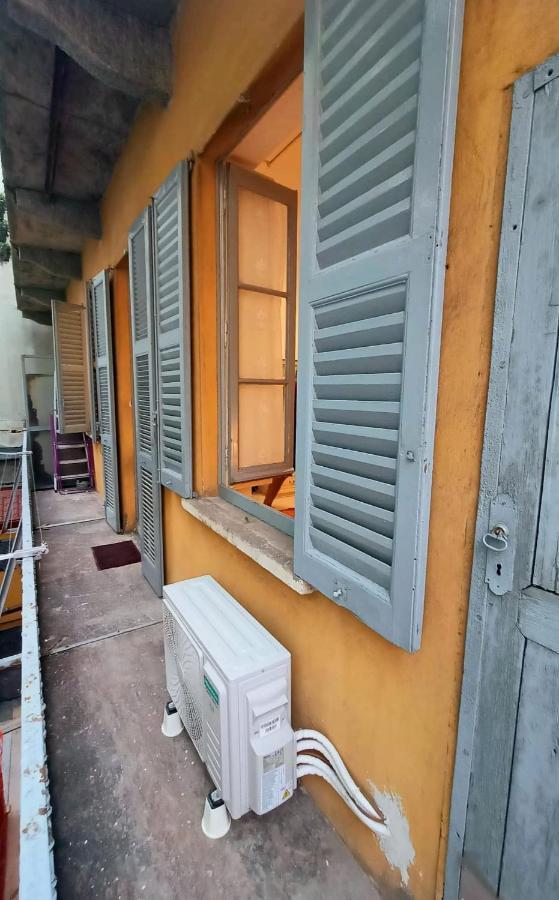 Relaxing Apartment In The Heart Of Milano Exteriör bild
